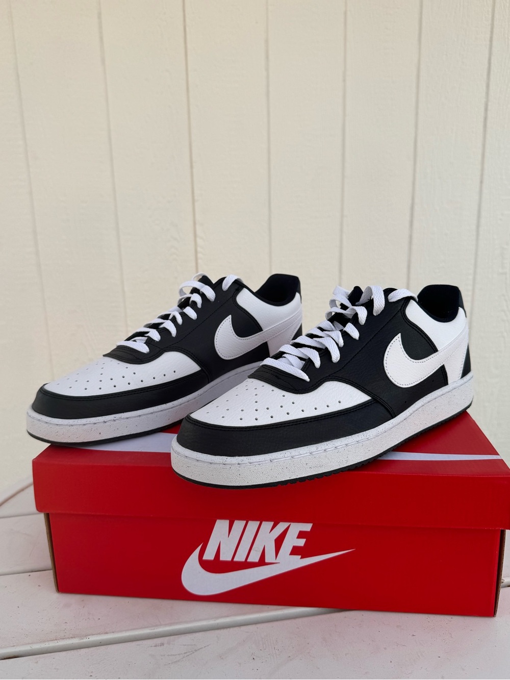 Nike Men’s Low-Top Sneakers in Black and White Colorblock